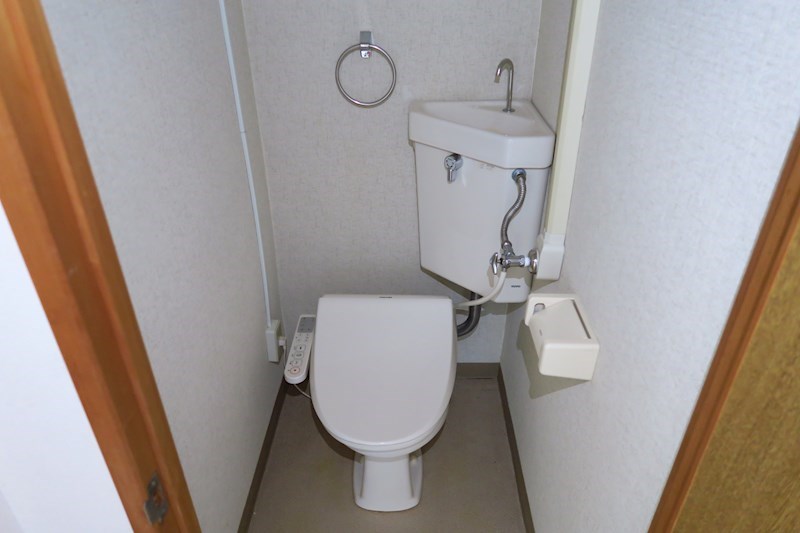 【松尾ビルのトイレ】