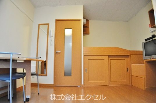 居室・リビング　明るいお部屋です。