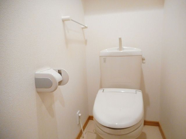 【ラ・クラインIIIのトイレ】