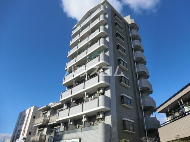 名古屋市熱田区白鳥のマンションの建物外観