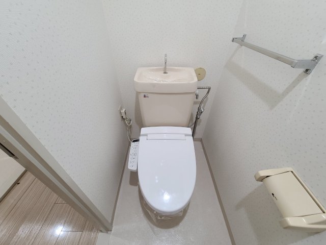 【メゾン・エトワールのトイレ】