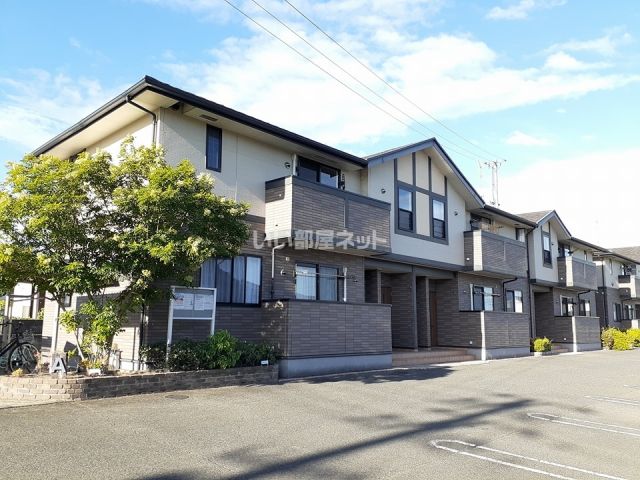 【福山市駅家町大字法成寺のアパートの建物外観】