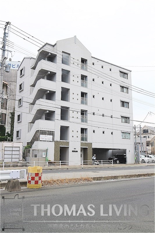 北九州市八幡西区鷹の巣のマンションの建物外観