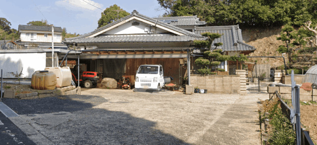 小佐々町黒石店舗兼住居の建物外観