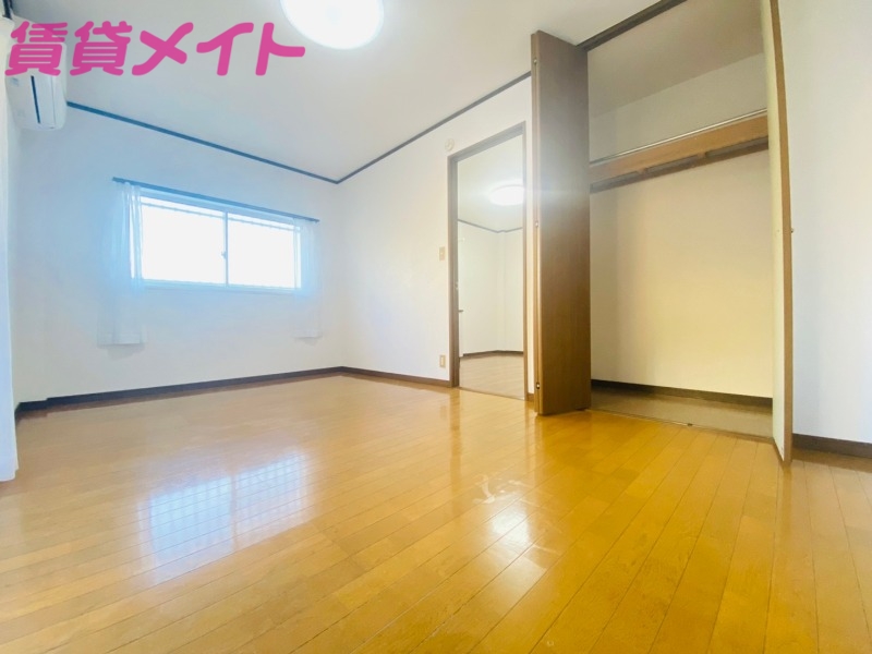 収納　同型参考写真