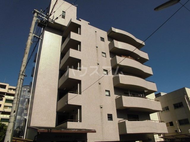 京都市右京区西院西貝川町のマンションの建物外観