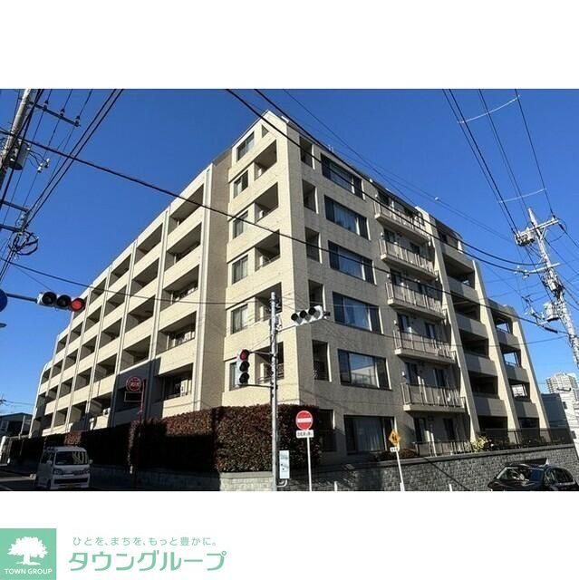 品川区西五反田のマンションの建物外観