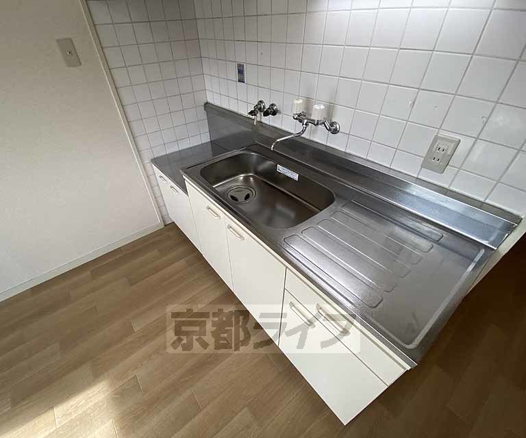 キッチン　スペースに余裕があります