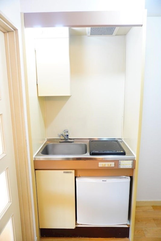 キッチン　ＩＨクッキングヒーターでお手入れラクラク