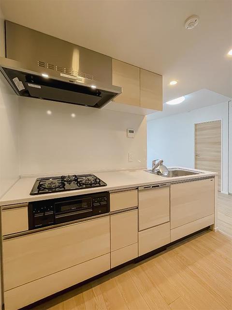 キッチン　※写真は同タイプ住戸です。