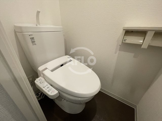 トイレ　SERENiTE本町エコート(セレニテ本町エコート)　トイレ