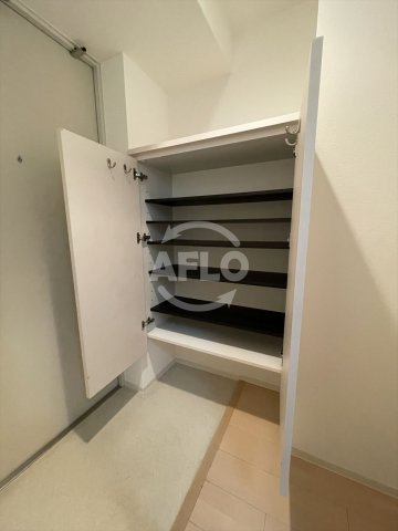 収納　SERENiTE本町エコート(セレニテ本町エコート)　下駄箱