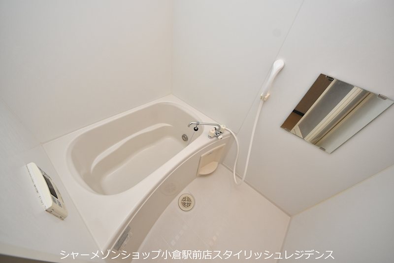 バス・シャワールーム　現況と異なる場合は現況を優先します