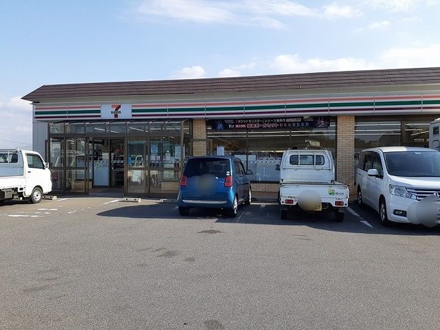 コンビニ　セブンイレブン 神林牧目店（コンビニ）まで700m