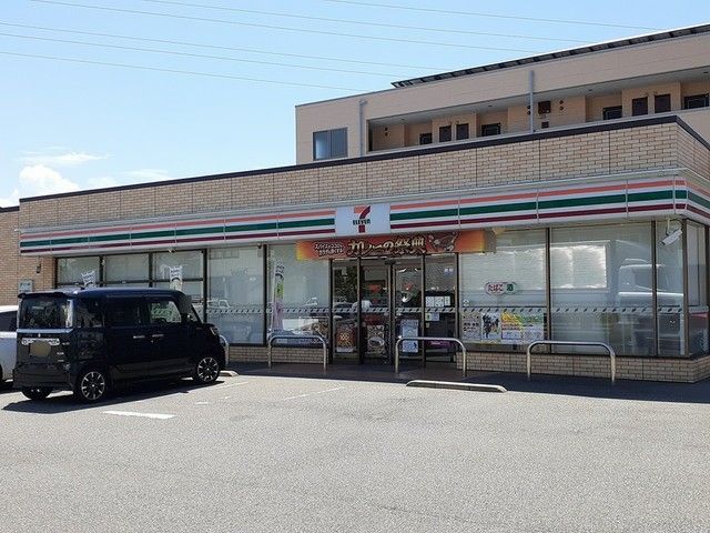 コンビニ　セブンイレブン金沢古府1丁目店（コンビニ）まで428m