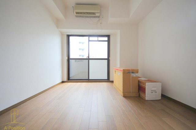 居室・リビング　リーガル西長堀