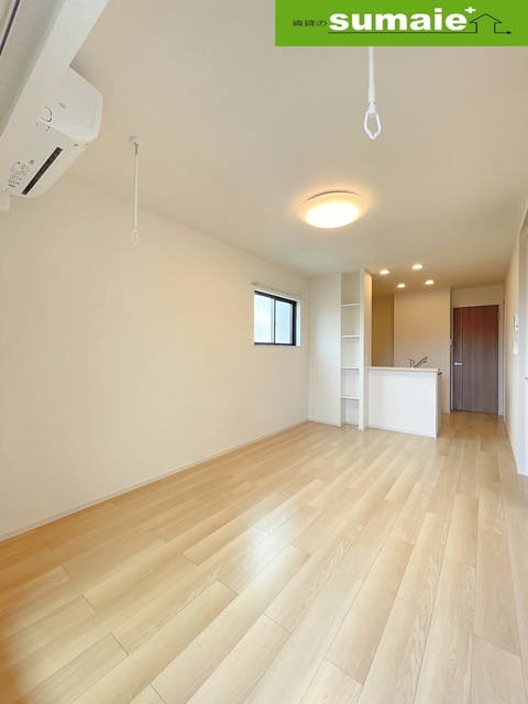 居室・リビング　同仕様写真