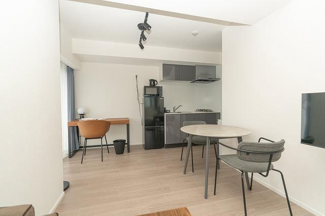 居室・リビング　居室、リビング?