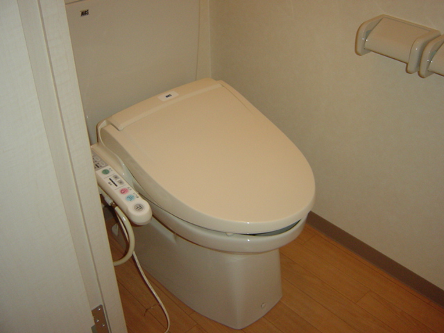 トイレ　シャワー付トイレ