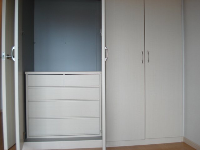 収納　クローゼット