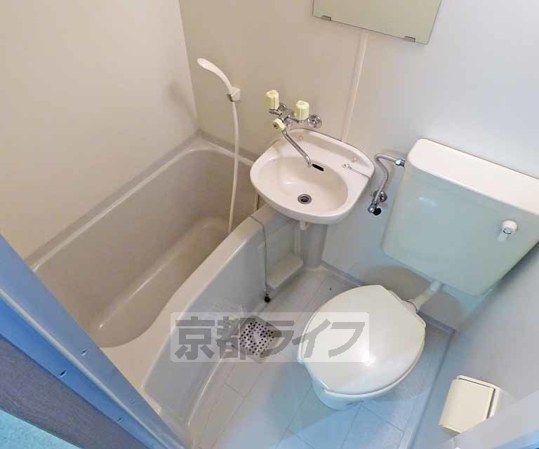 バス・シャワールーム　浴室です。