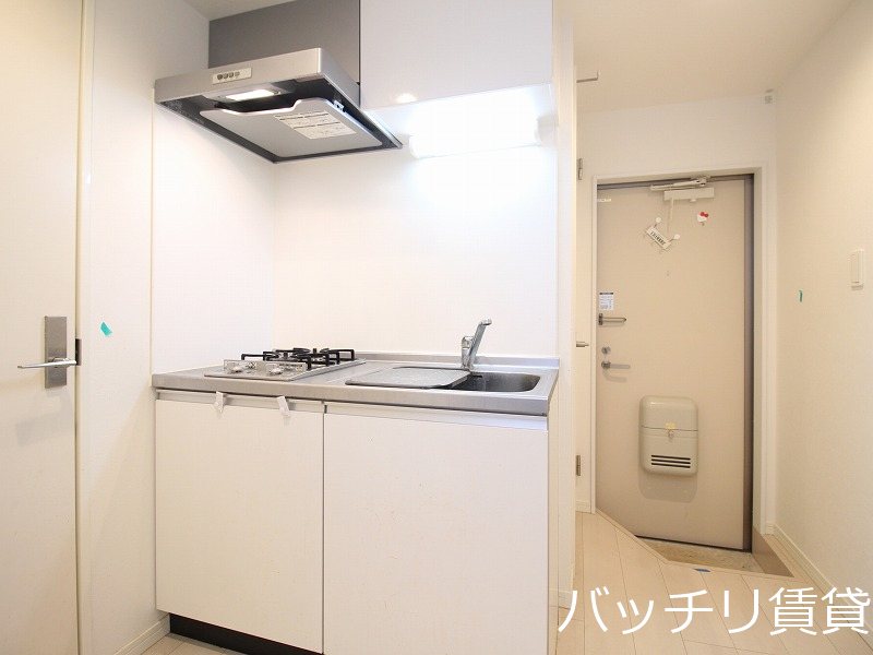 キッチン　同型タイプの為、現状を優先いたします。