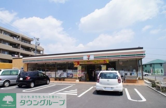 コンビニ　セブンイレブン横浜泉桂坂店（コンビニ）まで230m