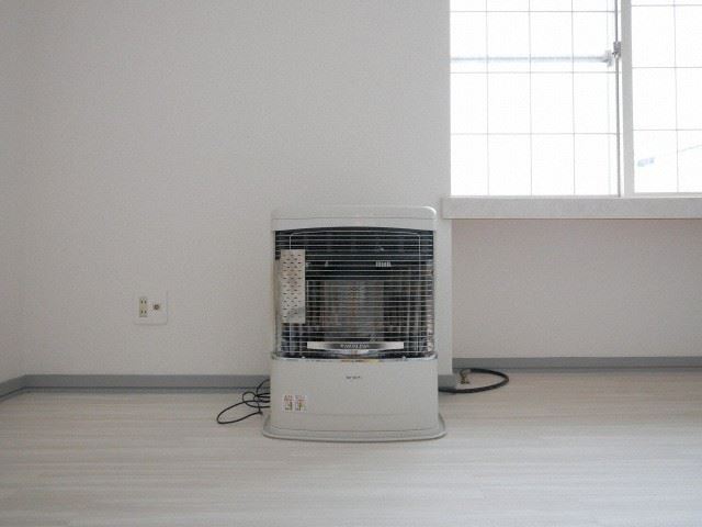 その他設備　灯油ストーブ