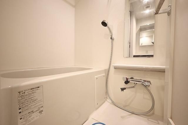 バス・シャワールーム　別号室の参考写真