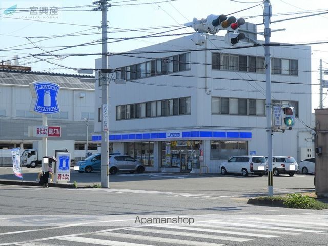 コンビニ　ローソン（コンビニ）まで524m