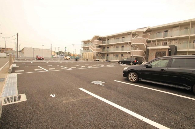 洗面設備　洗面もお化粧も！忙しい朝に便利★