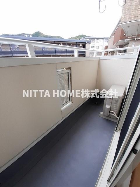 バルコニー　南西向きのバルコニーです★