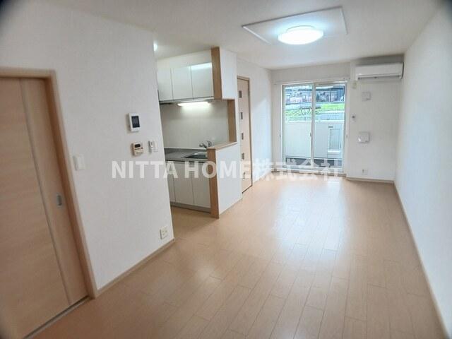 居室・リビング　リビングは11.3帖です♪