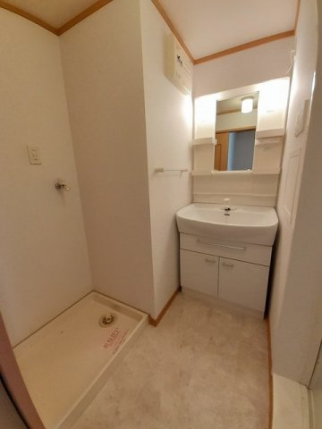 洗面設備　広い洗面スペース