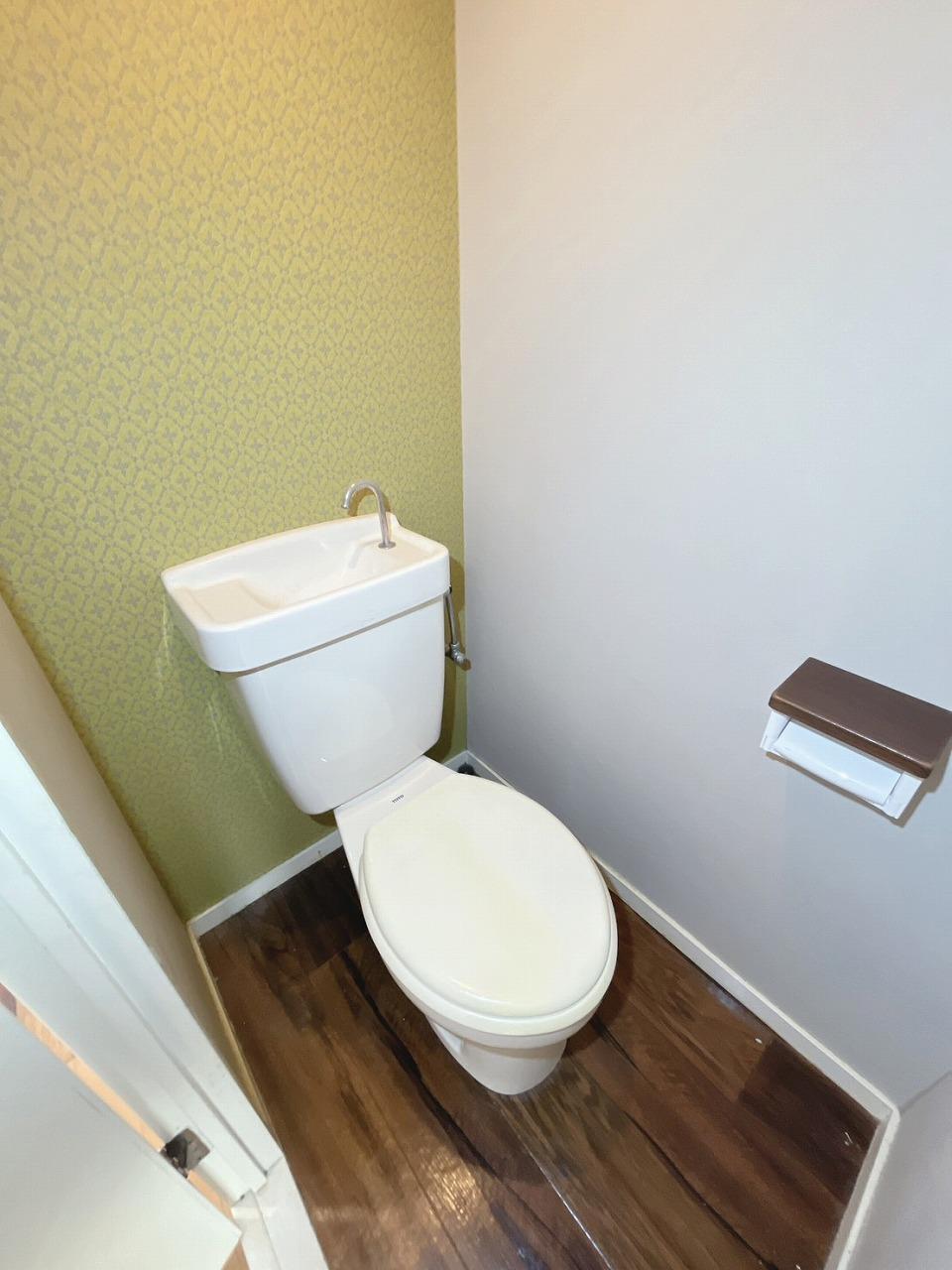 トイレ　トイレ