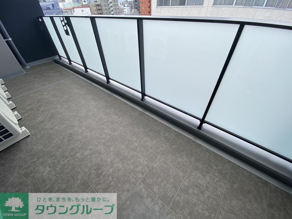 バルコニー　バルコニー