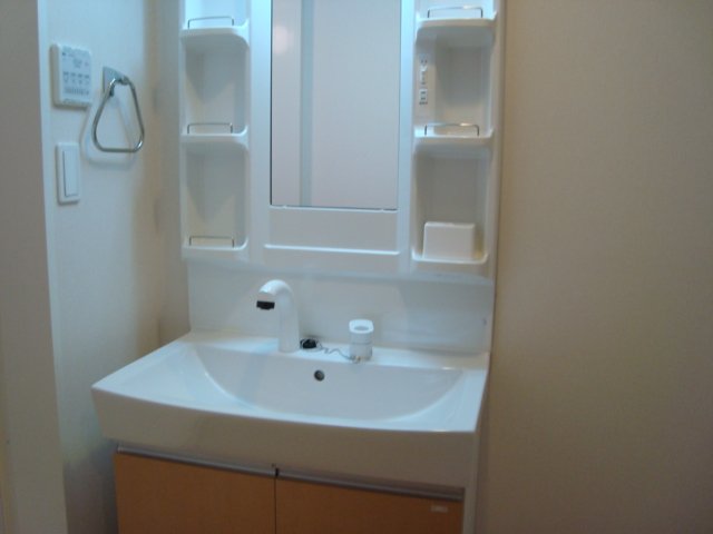 洗面設備　洗髪洗面化粧台