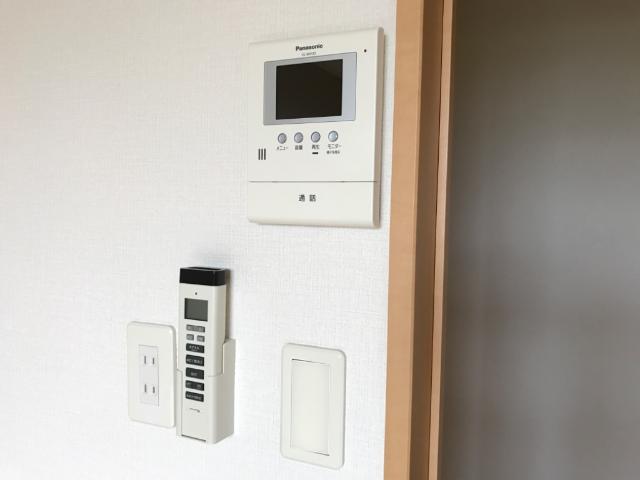 セキュリティ　カメラ付インターホン