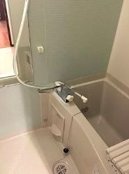 バス・シャワールーム　お風呂で日々の疲れを落としましょう