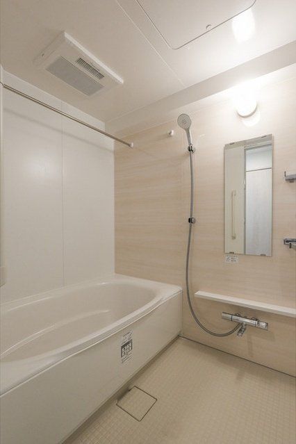 バス・シャワールーム　バス