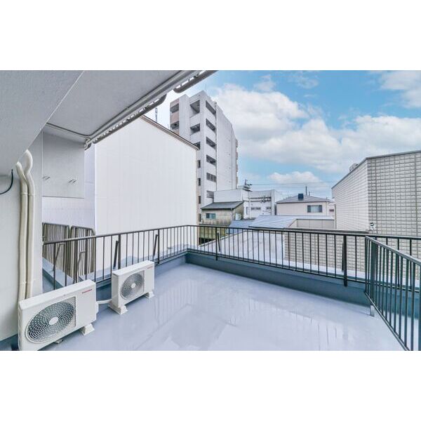 バルコニー　※別室の参考写真の為、現況優先です。