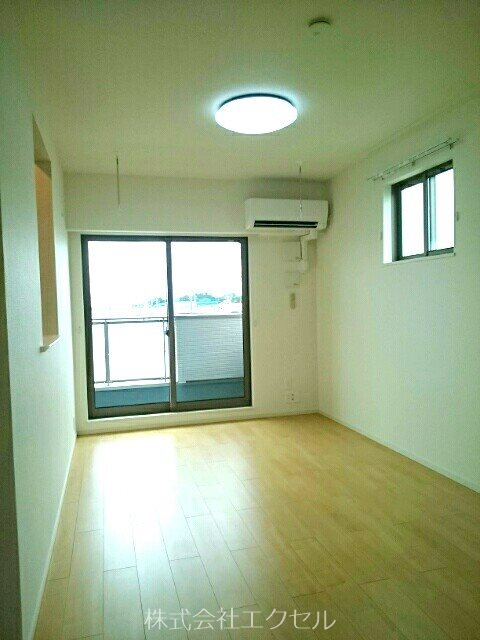 居室・リビング　エアコン完備