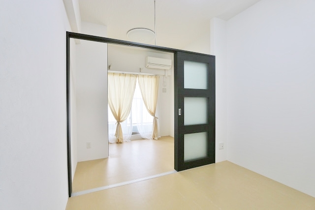 居室・リビング　リビングと寝室を分けられるので便利です