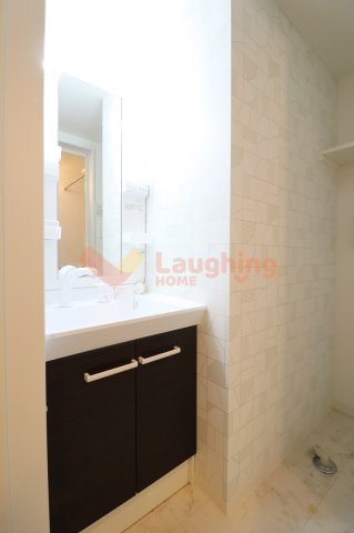 洗面設備　※別号室のお写真になります。