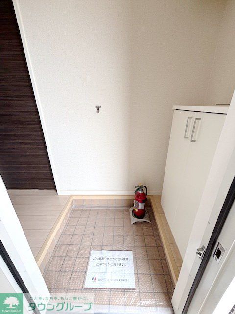 玄関　設備