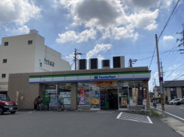 コンビニ　ファミリーマート 二女子店（コンビニ）まで175m