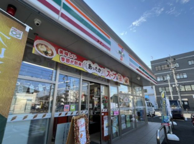 コンビニ　セブンイレブン 名古屋八幡本通2丁目店（コンビニ）まで307m