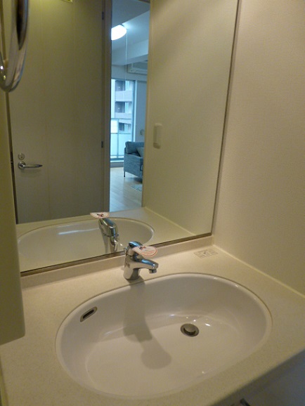 洗面設備　※別部屋の参考写真です。