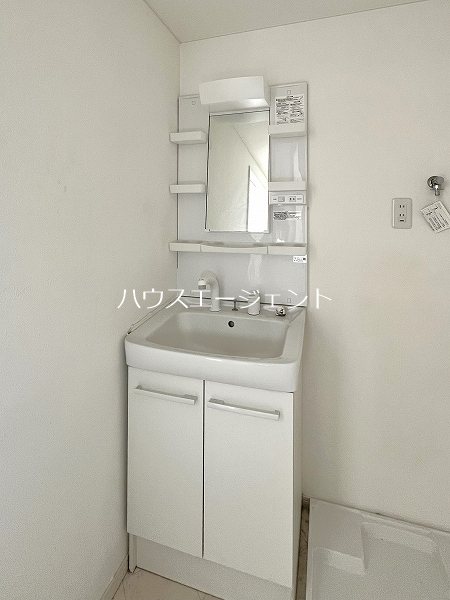 洗面設備　洗面台です※参考画像