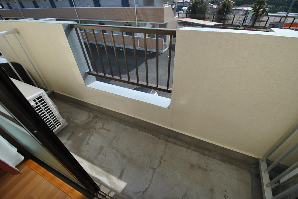 バルコニー　他室参考写真　現況優先